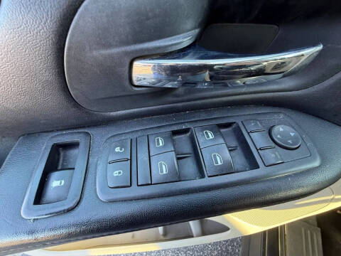 2011 Dodge Grand Caravan Crew