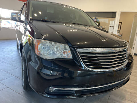 2013 Chrysler Town and Country for sale at Evolution Autos in Whiteland IN