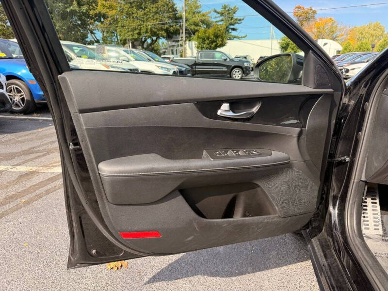 2022 Kia Forte GT Line