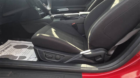 2020 Ford Mustang EcoBoost