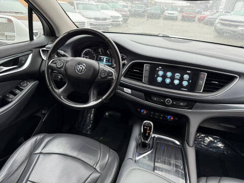 2018 Buick Enclave Essence