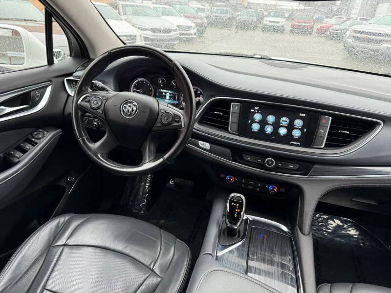 2018 Buick Enclave Essence