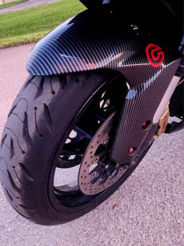 2012 Suzuki GXSR1000