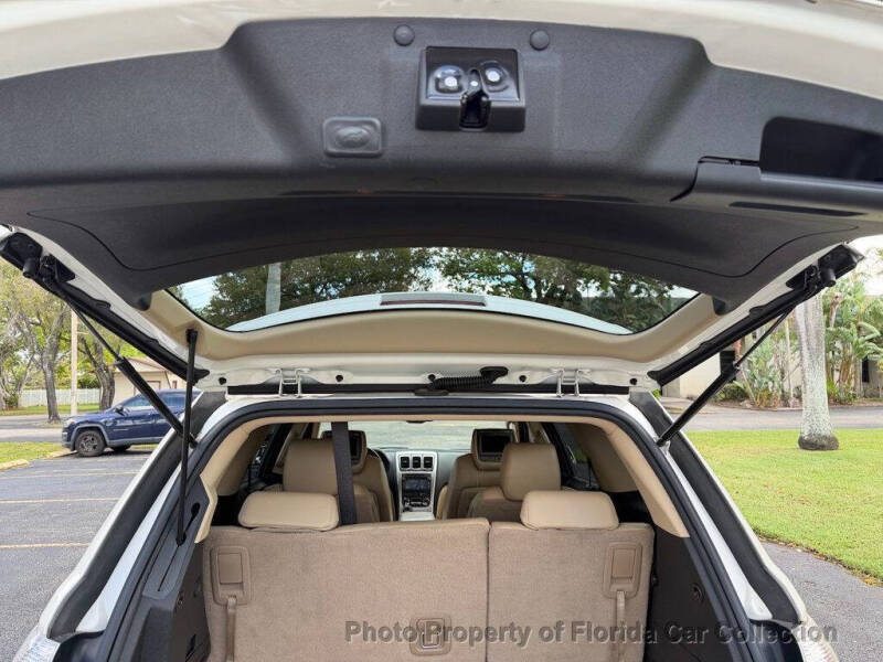 2011 GMC Acadia SLT-2