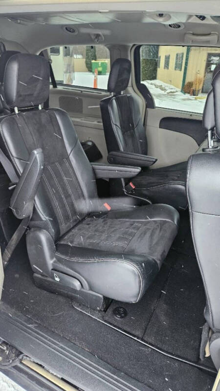 2014 Chrysler Town and Country 30th Anniversary