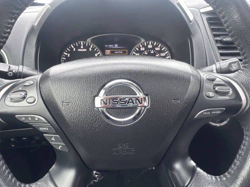 2017 Nissan Pathfinder