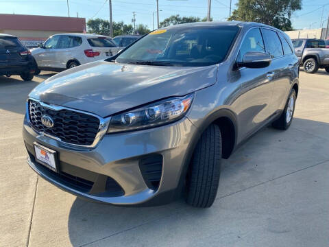 2019 Kia Sorento for sale at EURO MOTORS AUTO DEALER INC in Champaign IL