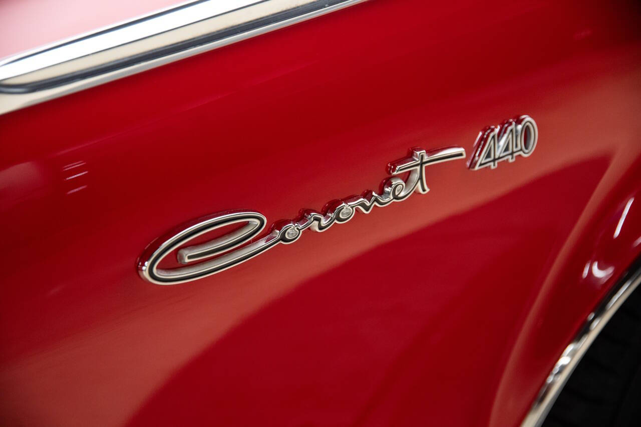 1965 Dodge Coronet 30
