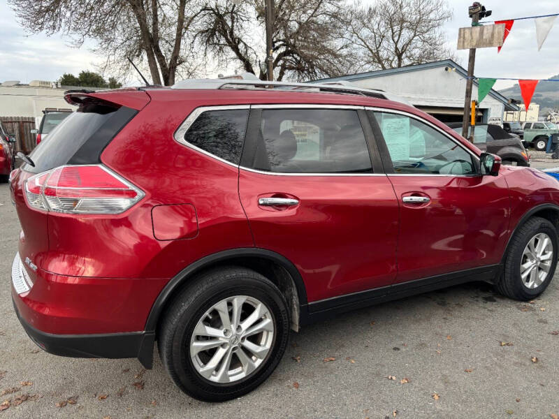 2016 Nissan Rogue SV photo 7