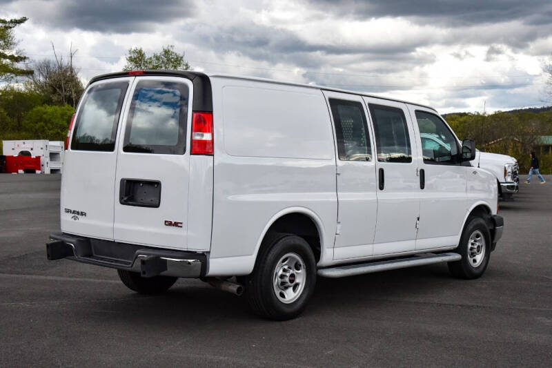 2024 GMC Savana 2500