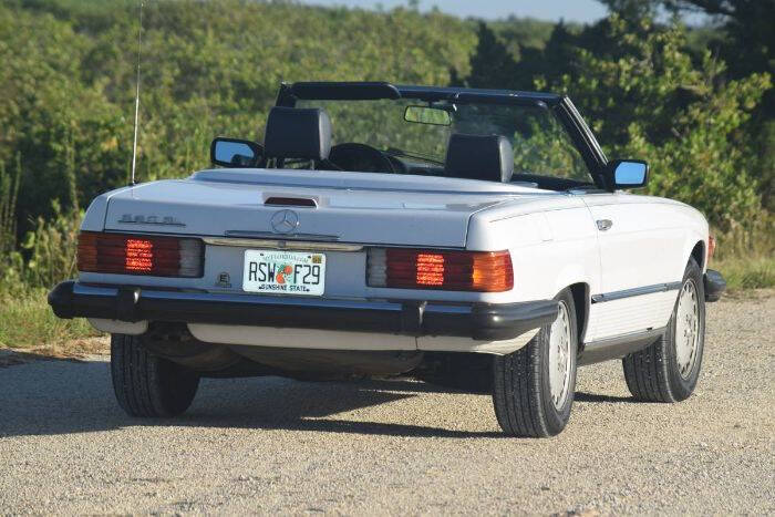 1988 Mercedes-Benz 500-Class