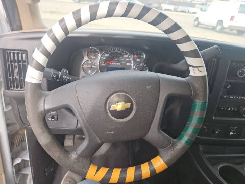 2017 Chevrolet Express 2500