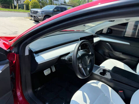2023 Tesla Model 3 Performance