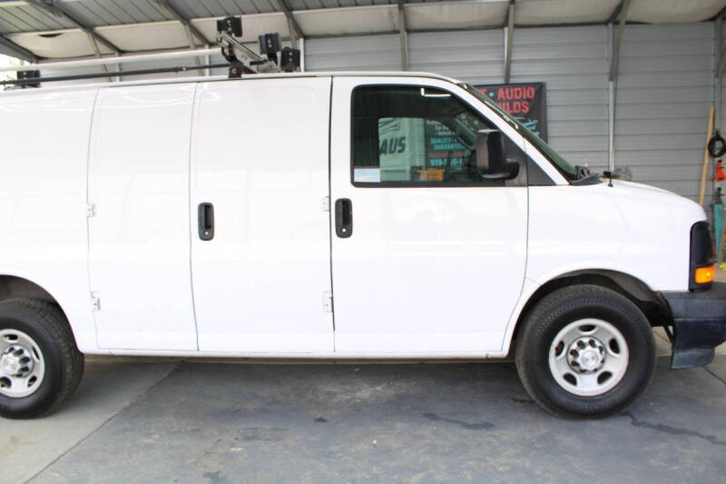 2017 Chevrolet Express 2500
