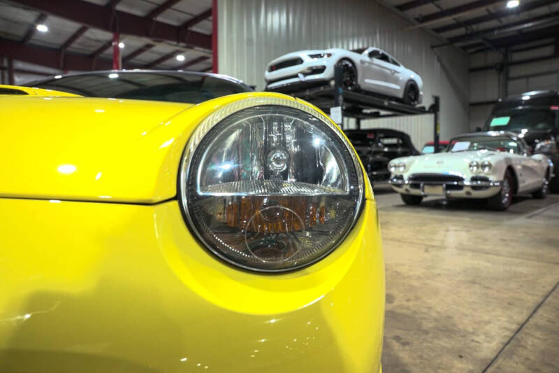 2002 Ford Thunderbird Deluxe