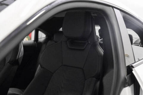 2022 Audi e-tron GT quattro Premium Plus