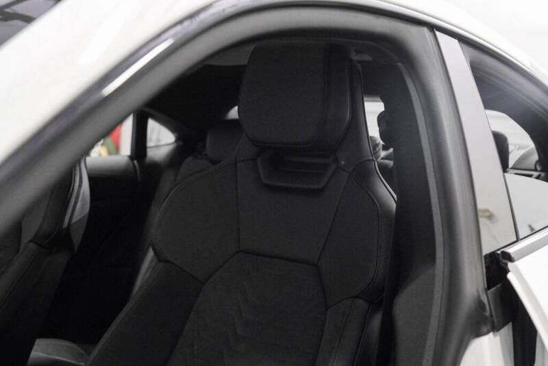 2022 Audi e-tron GT quattro Premium Plus