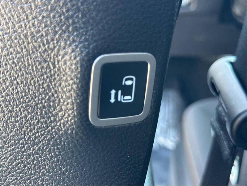 2024 Chrysler Pacifica Touring