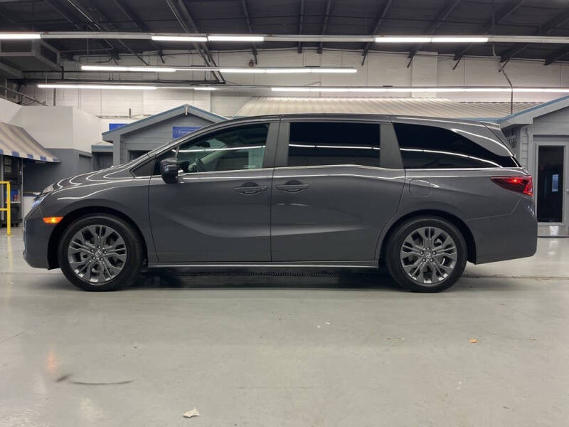 2025 Honda Odyssey Touring
