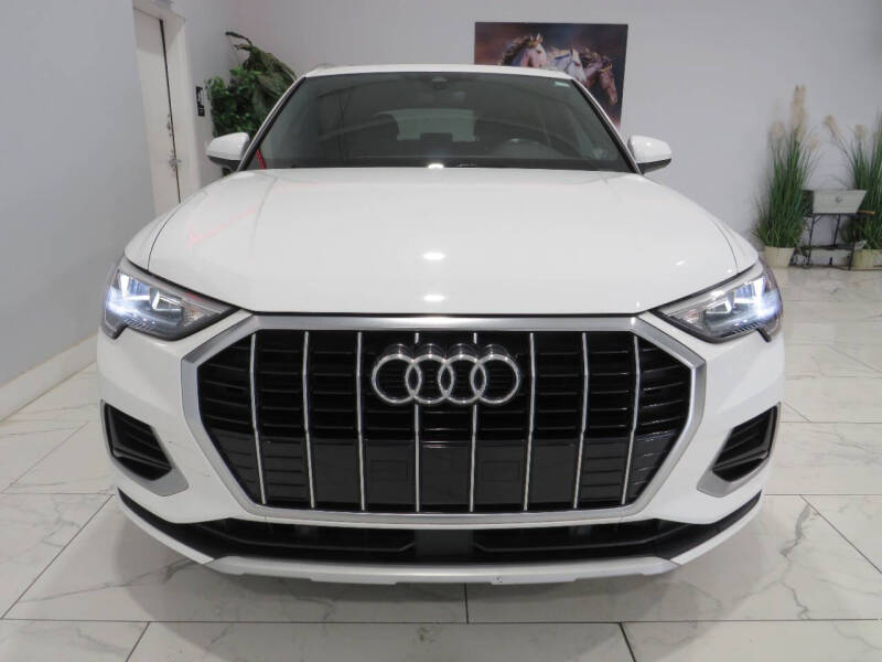 2021 Audi Q3 quattro Premium 40 TFSI