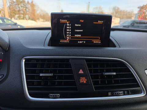 2017 Audi Q3 2.0T quattro Premium