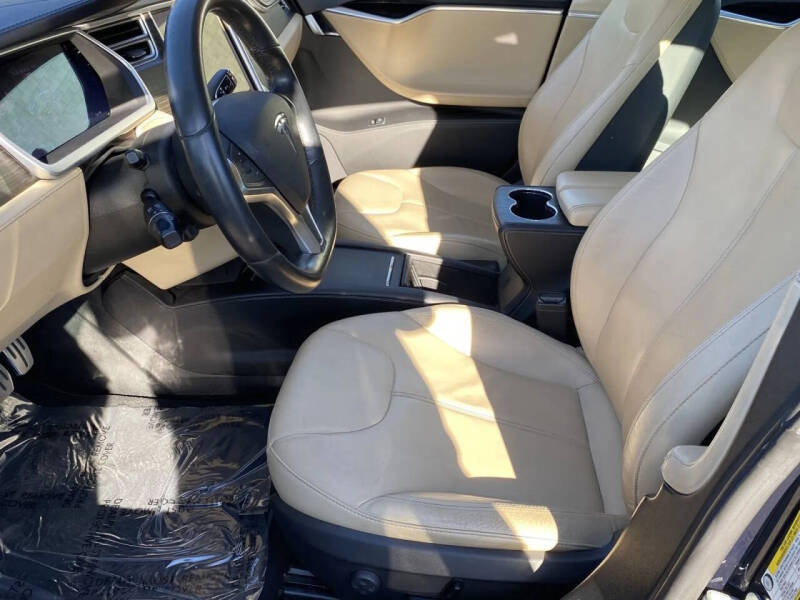 2014 Tesla Model S