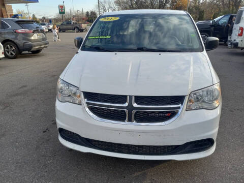 2017 Dodge Grand Caravan for sale at A&Q Auto Sales & Repair in Westland MI