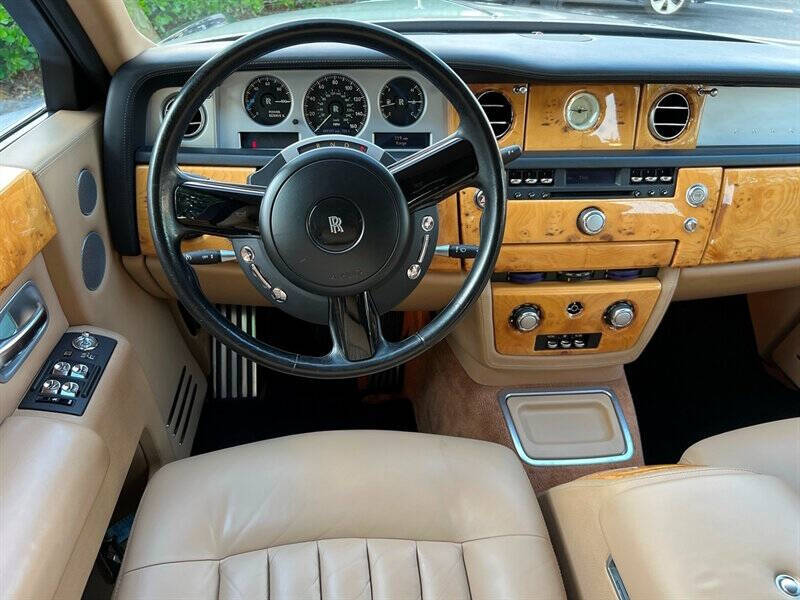 2004 Rolls-Royce Phantom 24