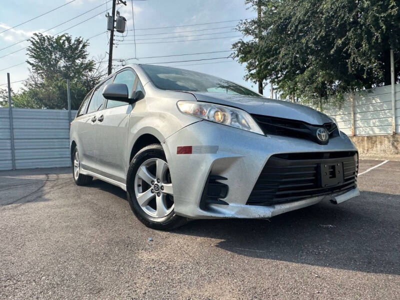 Used 2019 Toyota Sienna L with VIN 5TDZZ3DC2KS989244 for sale in Dallas, TX