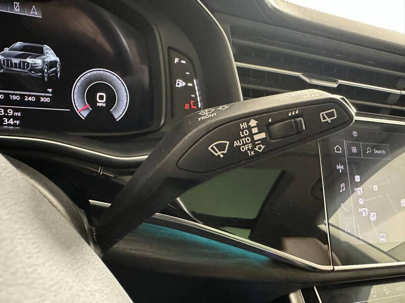 2022 Audi Q8 quattro Prestige 55 TFSI