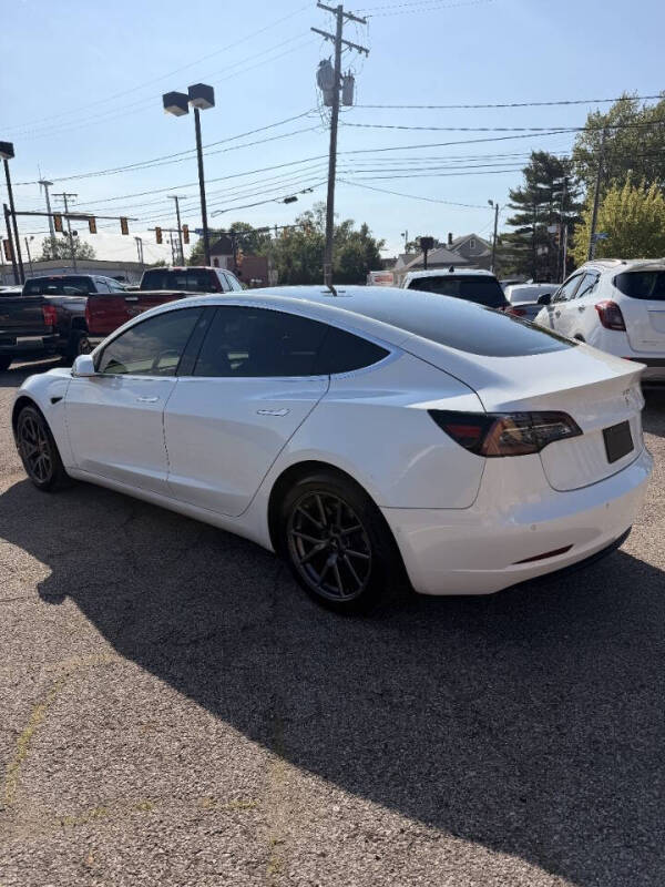 2020 Tesla Model 3 Long Range