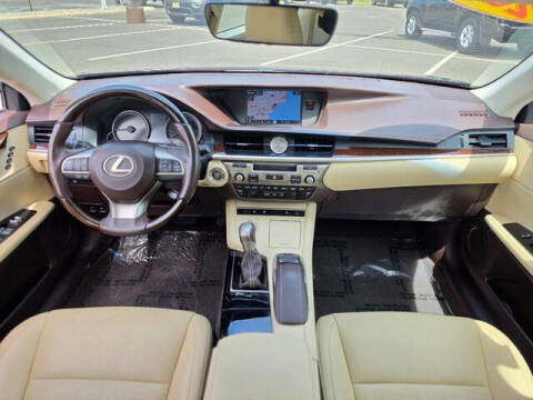 2016 Lexus ES 350