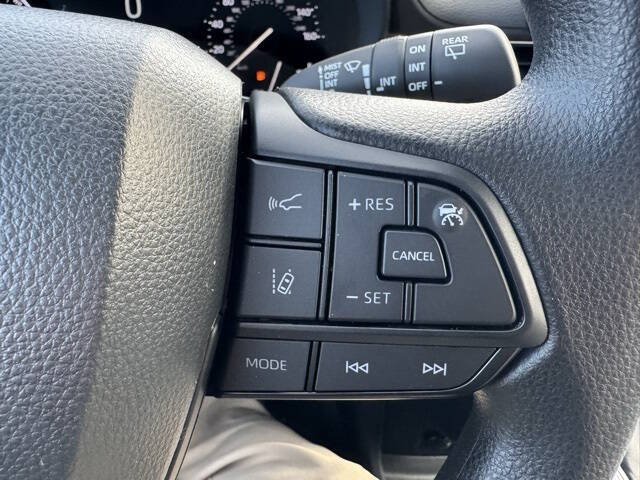 2026 Toyota Sienna LE 8-Passenger