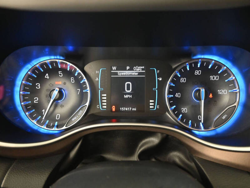 2017 Chrysler Pacifica Touring-L