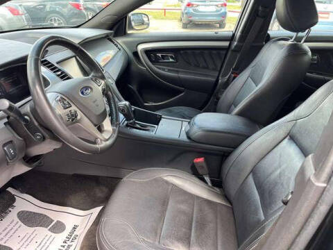 2015 Ford Taurus SEL