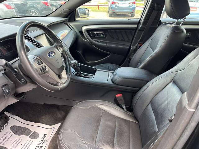 2015 Ford Taurus SEL