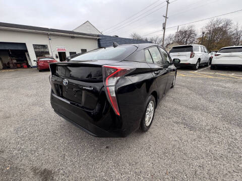 2016 Toyota Prius Two