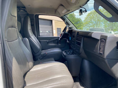 2019 Chevrolet Express 2500