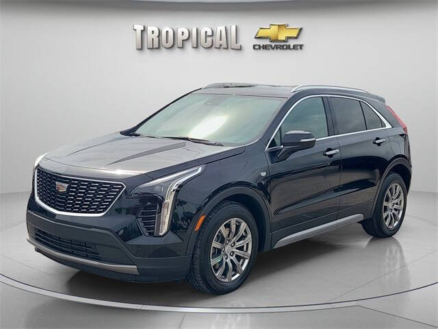 2023 Cadillac XT4 Premium Luxury