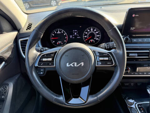 2022 Kia Seltos Nightfall