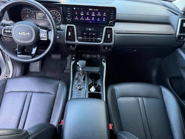2023 Kia Sorento X-Line S
