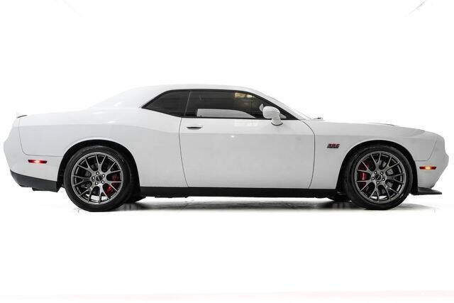 2016 Dodge Challenger SRT 392