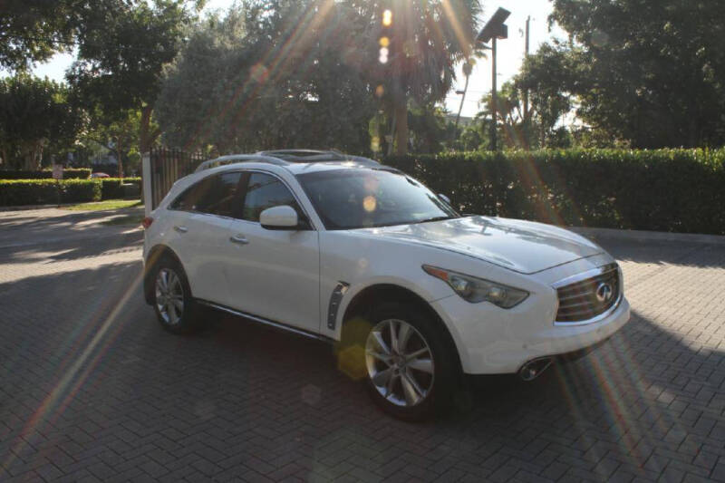 2012 Infiniti FX35
