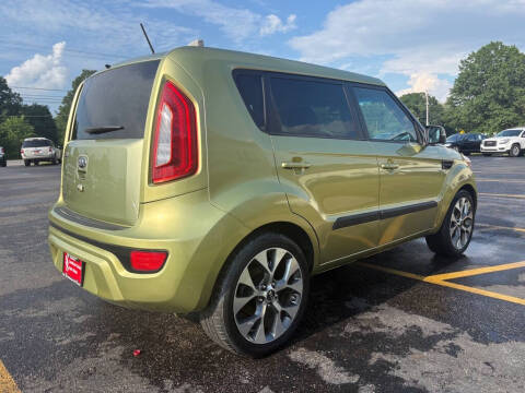 2013 Kia Soul +