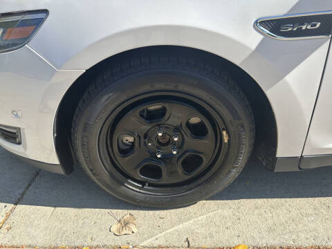 2017 Ford Taurus SHO