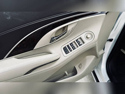 2017 Buick LaCrosse Essence