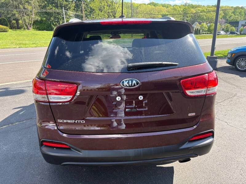 2017 Kia Sorento LX