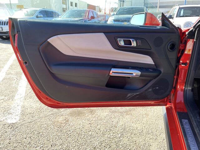 2024 Ford Mustang EcoBoost Premium