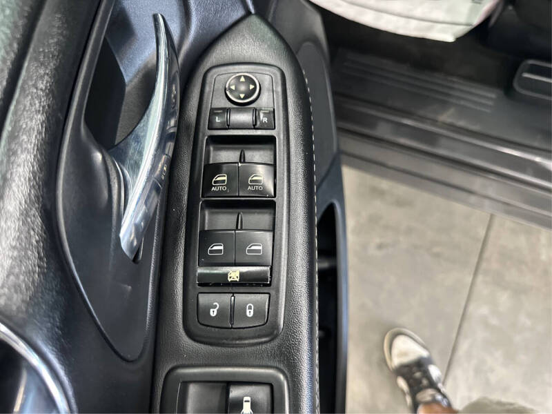 2015 Dodge Grand Caravan SXT Plus