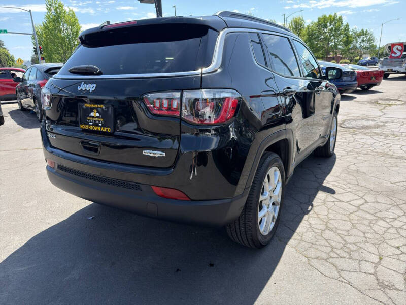 2024 Jeep Compass Latitude Lux